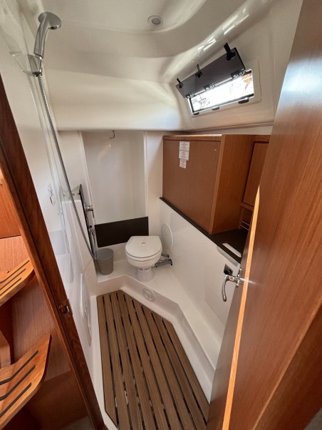 Bavaria Yachtbau Bavaria Cruiser 34 - 2 cab. 3 Lune