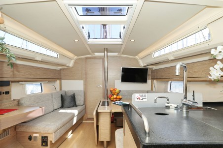 Hanse Yachts Hanse 388 Brukus