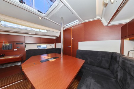 Hanse Yachts Hanse 388 Whisper