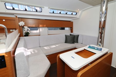 Hanse Yachts Hanse 410 Bela