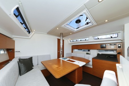 Hanse Yachts Hanse 410 Bela
