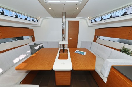 Hanse Yachts Hanse 410 Bela