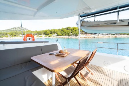 Lagoon-Bénéteau Lagoon 42 - 4 + 2 cab. Maximus