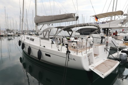 Hanse Yachts Hanse 455 Bare Necessities