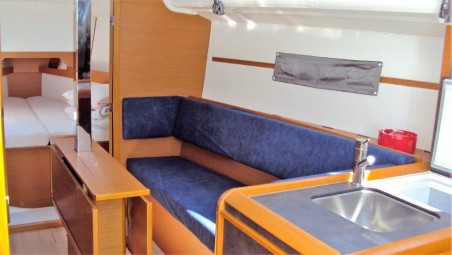 Jeanneau Sun Odyssey 349 | Czarter jachtu Chorwacja | Travelboat