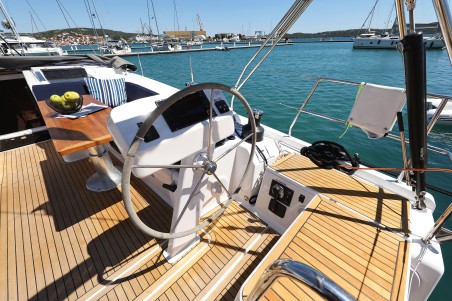 Hanse Yachts Hanse 508 - 4 + 1 cab. Charlabelle - OW