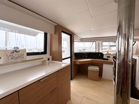 Catana Group Bali 4.6 - 5 + 2 cab. Maestro