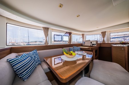 Lagoon-Bénéteau Lagoon 42 - 4 + 2 cab. Edita