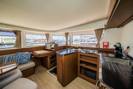 Lagoon-Bénéteau Lagoon 42 - 4 + 2 cab. Edita