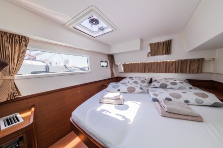 Lagoon-Bénéteau Lagoon 42 - 4 + 2 cab. Edita