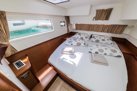 Lagoon-Bénéteau Lagoon 42 - 4 + 2 cab. Edita