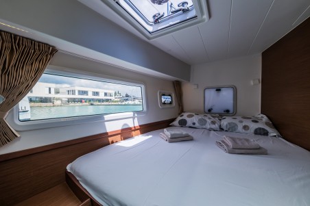 Lagoon-Bénéteau Lagoon 42 - 4 + 2 cab. Edita