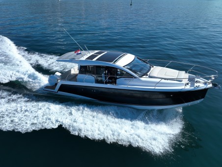 Sealine Sealine C335V Stormi