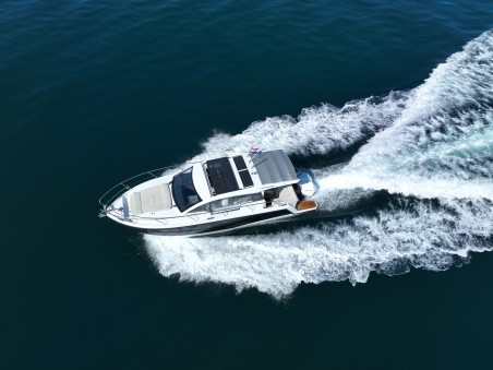 Sealine Sealine C335V Stormi
