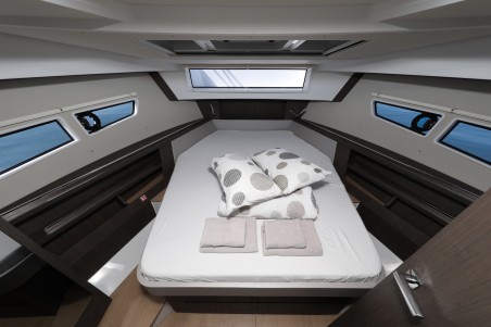 Sealine Sealine C335V Stormi