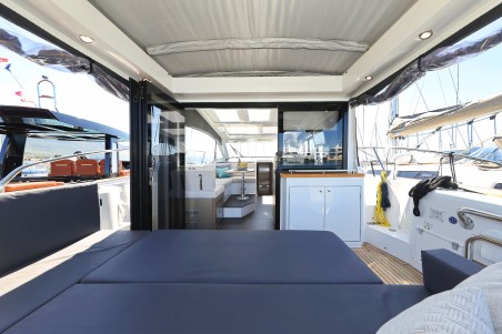 Sealine Sealine C390 Tireless