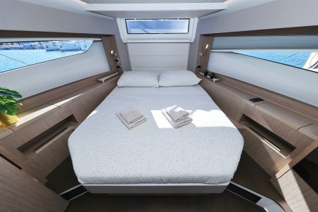 Sealine Sealine C390 Tireless