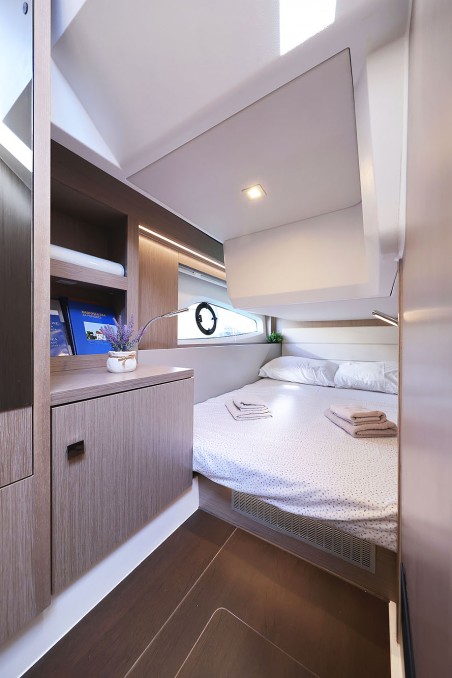 Sealine Sealine C390 Tireless