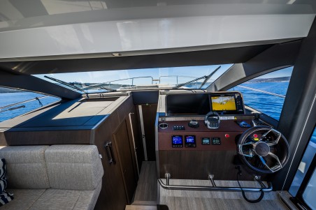 Sealine Sealine F430 Grace II