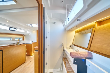 Jeanneau Sun Odyssey 440 | Czarter jachtu Chorwacja | Travelboat