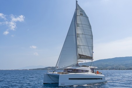 Catana Group Bali 4.1 - 4 + 2 cab. Anemoskala