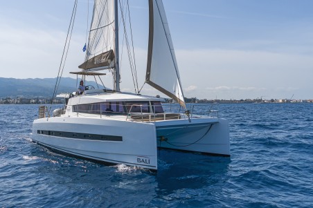 Catana Group Bali 4.1 - 4 + 2 cab. Anemoskala