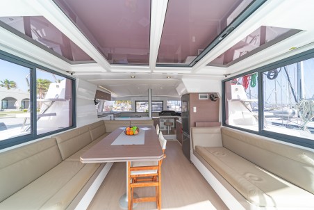 Catana Group Bali 4.1 - 4 + 2 cab. Crystal Waters