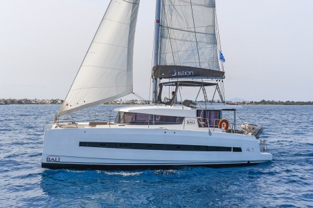 Catana Group Bali 4.1 - 4 + 2 cab. Crystal Waters