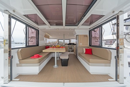 Catana Group Bali 4.1 - 4 + 2 cab. E.S.