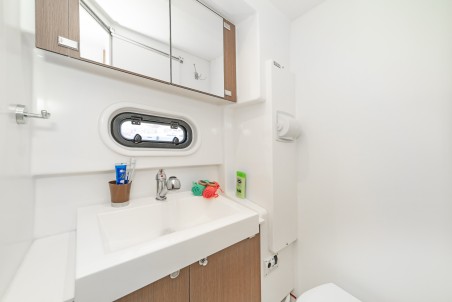 Catana Group Bali 4.1 - 4 + 2 cab. Neusis