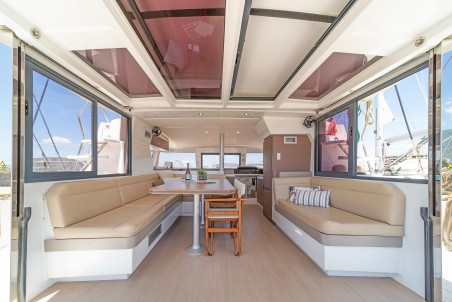 Catana Group Bali 4.1 - 4 + 2 cab. Neusis