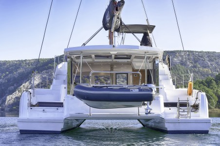 Catana Group Bali 4.2 - 4 + 1 cab. First Feeling