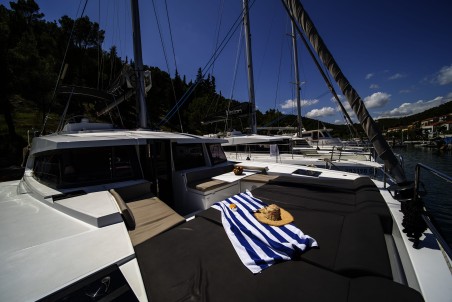 Catana Group Bali 4.2 - 4 + 1 cab. First Feeling