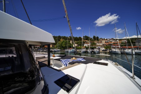 Catana Group Bali 4.2 - 4 + 1 cab. First Spark