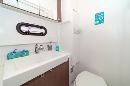 Catana Group Bali 4.3 - 4 + 2 cab. Annita