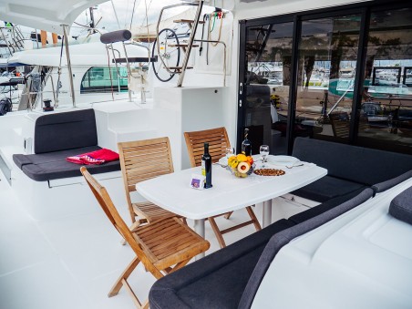 Lagoon-Bénéteau Lagoon 42 - 4 + 2 cab. Leggiero
