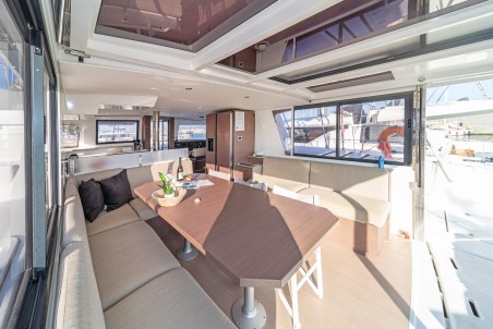 Catana Group Bali 4.6 - 5 + 2 cab. Rafaela