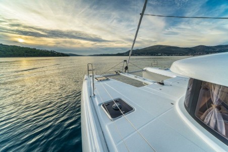 Lagoon-Bénéteau Lagoon 42 - 4 + 2 cab. Leggiero