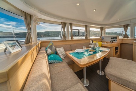 Lagoon-Bénéteau Lagoon 42 - 4 + 2 cab. Leggiero