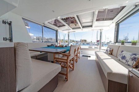 Catana Group Bali 4.8 - 6 cab. About Time