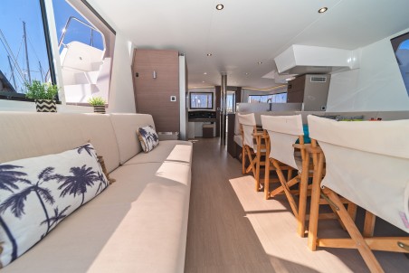 Catana Group Bali 4.8 - 6 cab. About Time