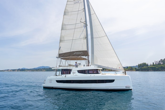 Catana Group Bali 4.8 - 6 cab. BASMA