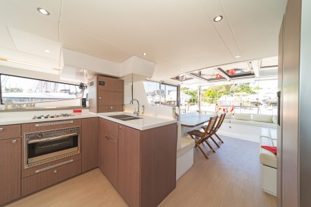 Catana Group Bali 4.8 - 6 cab. Laguana