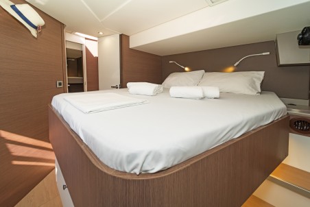 Catana Group Bali 4.8 - 6 cab. Laguana