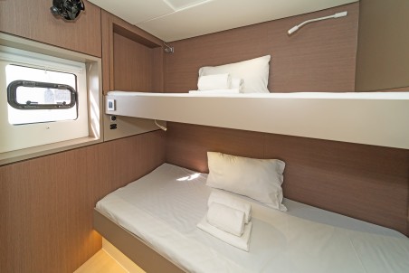 Catana Group Bali 4.8 - 6 cab. Laguana