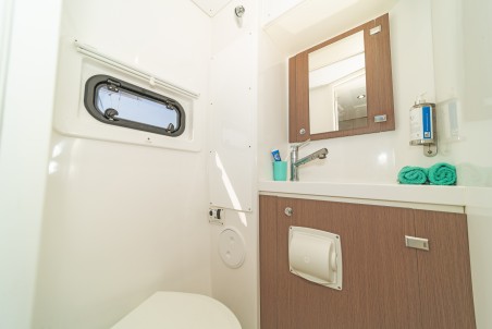 Catana Group Bali 4.8 - 6 cab. Laguana