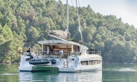 Catana Group Bali Catsmart - 4 + 2 cab. First Toy