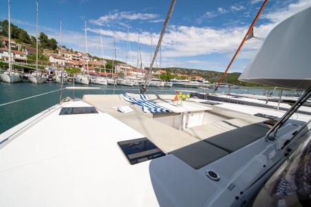 Catana Group Bali Catsmart - 4 + 2 cab. First Toy