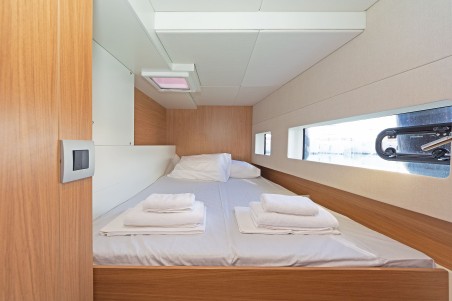 Catana Group Bali Catsmart - 4 + 2 cab. First Toy