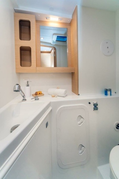 Lagoon-Bénéteau Lagoon 42 - 4 + 2 cab. Leggiero